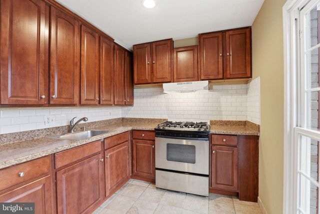 10107 HENRY CT, Manassas, VA 20109