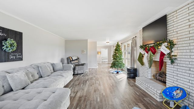 8 Hilltop Rd, Fayetteville, TN 37334