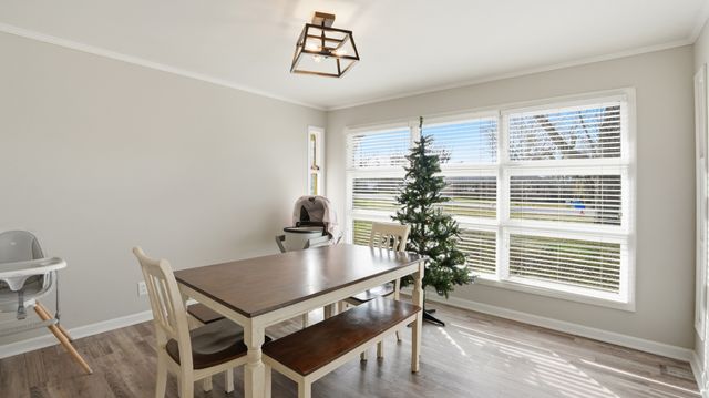 8 Hilltop Rd, Fayetteville, TN 37334