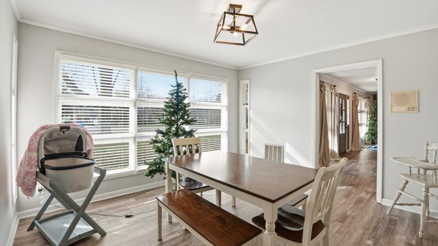 8 Hilltop Rd, Fayetteville, TN 37334