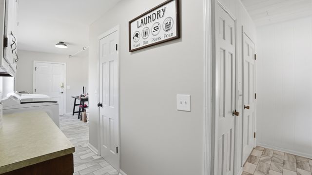 8 Hilltop Rd, Fayetteville, TN 37334