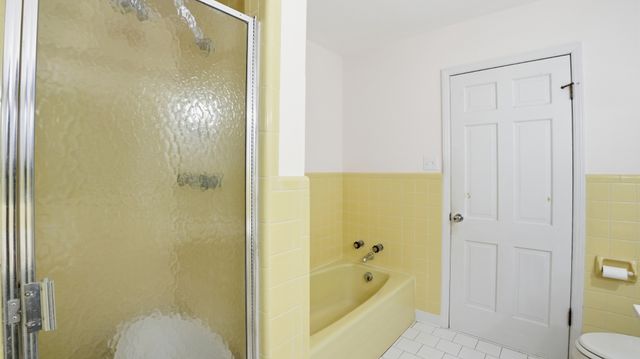 8 Hilltop Rd, Fayetteville, TN 37334