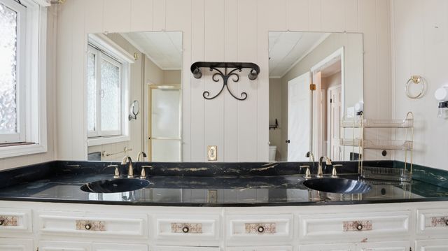 8 Hilltop Rd, Fayetteville, TN 37334