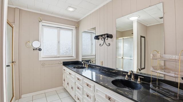 8 Hilltop Rd, Fayetteville, TN 37334