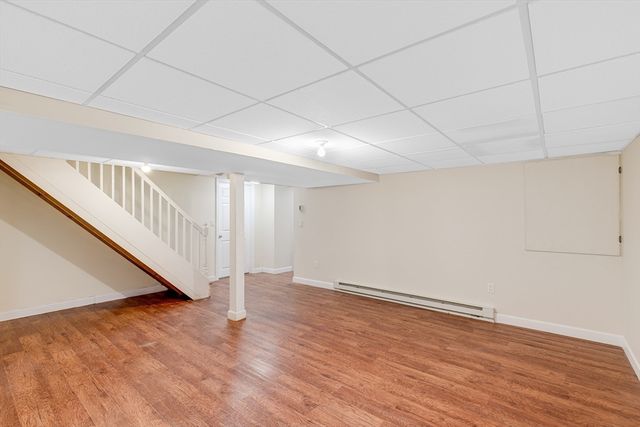 20 Hoyts Ln, Newburyport, MA 01950
