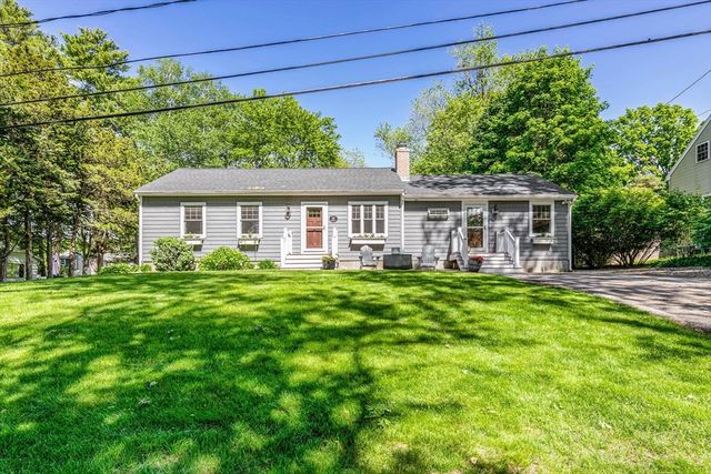 20 Hoyts Ln, Newburyport, MA 01950