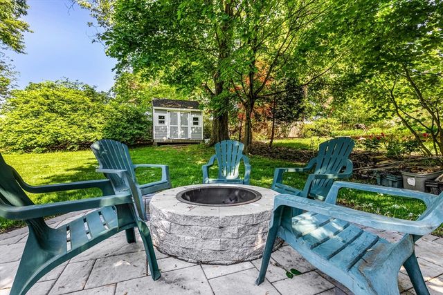 20 Hoyts Ln, Newburyport, MA 01950