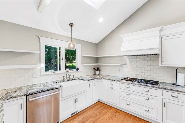 20 Hoyts Ln, Newburyport, MA 01950