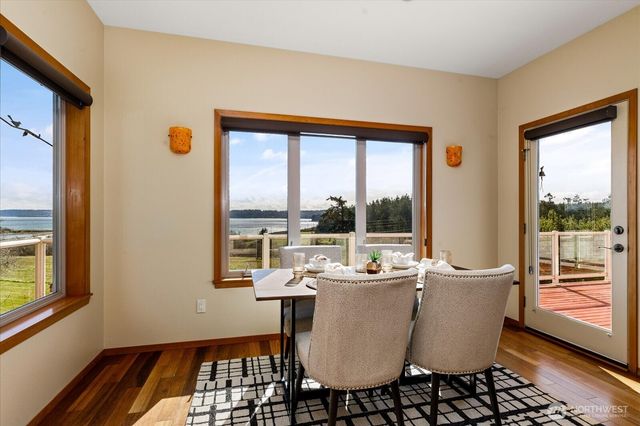 650 Skymeadow Drive, Coupeville, WA 98239