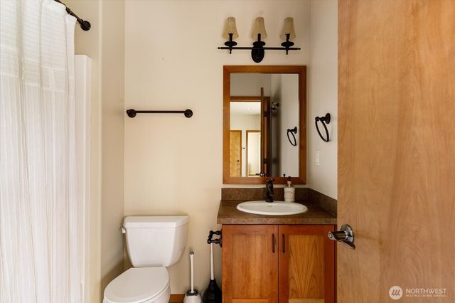 650 Skymeadow Drive, Coupeville, WA 98239