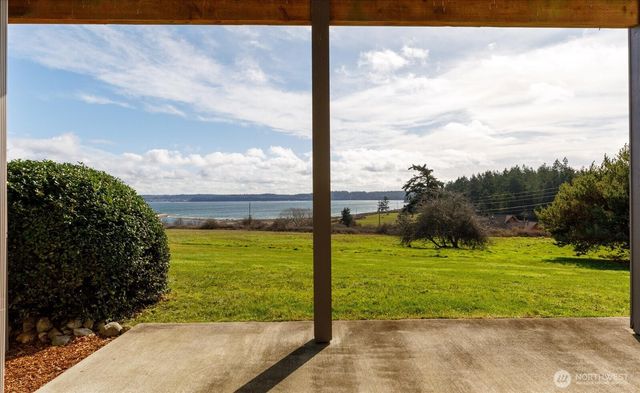 650 Skymeadow Drive, Coupeville, WA 98239