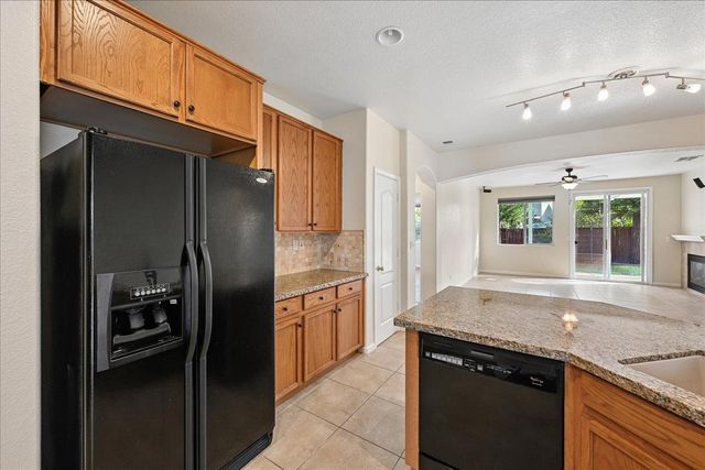 715 Downing Cir, Lincoln, CA 95648