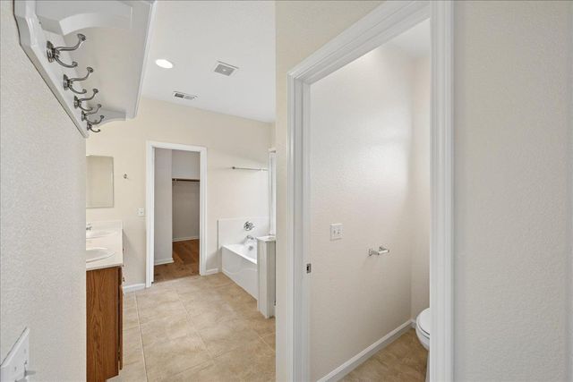 715 Downing Cir, Lincoln, CA 95648