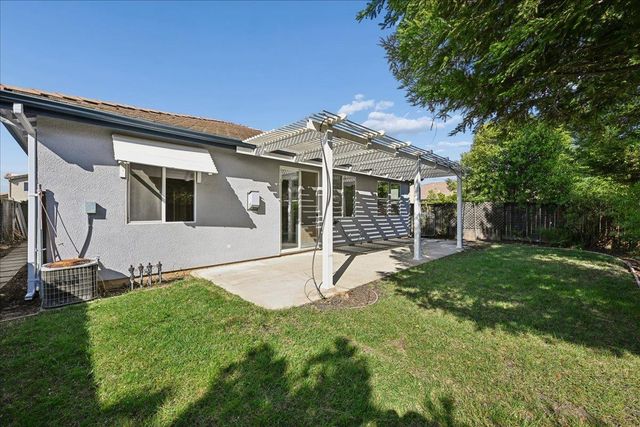 715 Downing Cir, Lincoln, CA 95648