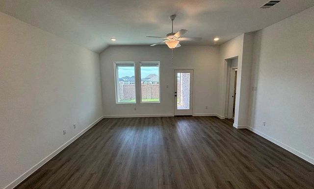 704 Tyronza Drive, Justin, TX 76247