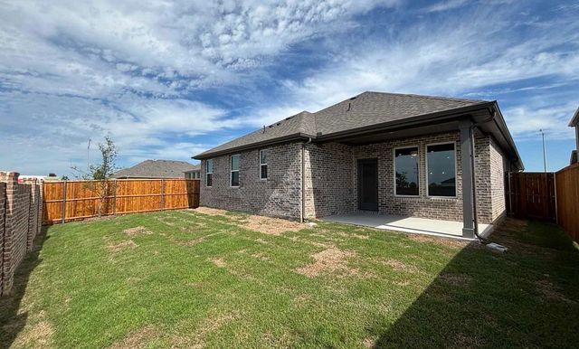 704 Tyronza Drive, Justin, TX 76247