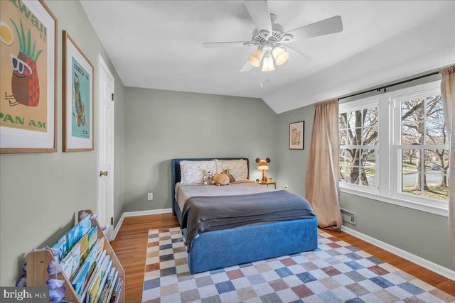 126 ASHFORD RD, Cherry Hill, NJ 08003