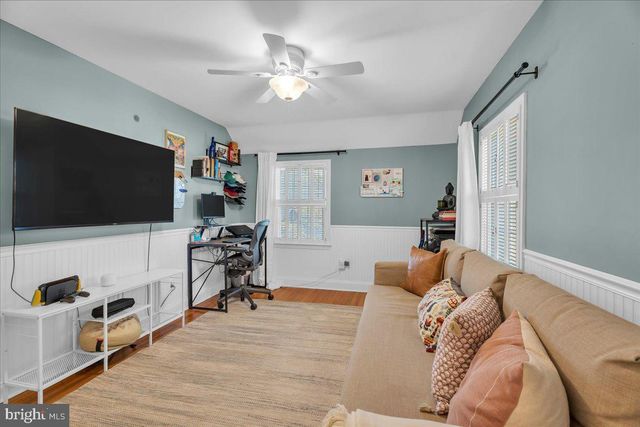 126 ASHFORD RD, Cherry Hill, NJ 08003