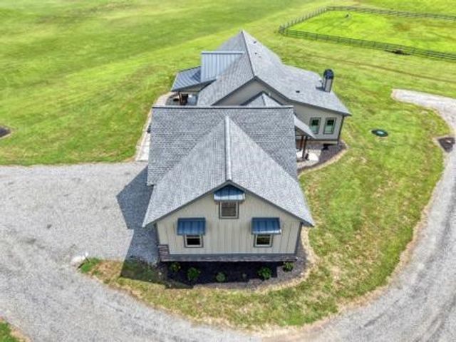 186 Rice Landing Ct., Hayesville, NC 28904