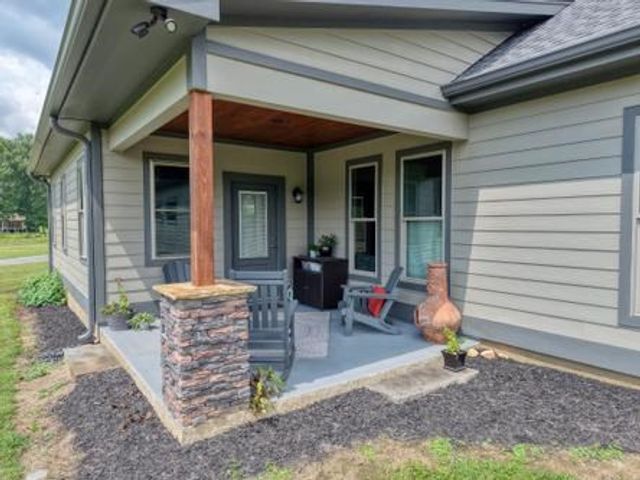186 Rice Landing Ct., Hayesville, NC 28904