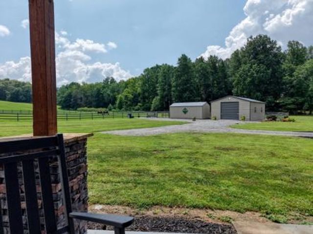 186 Rice Landing Ct., Hayesville, NC 28904