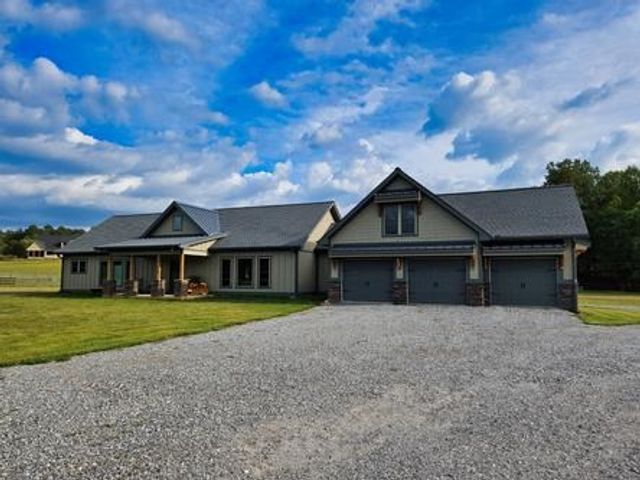 186 Rice Landing Ct., Hayesville, NC 28904
