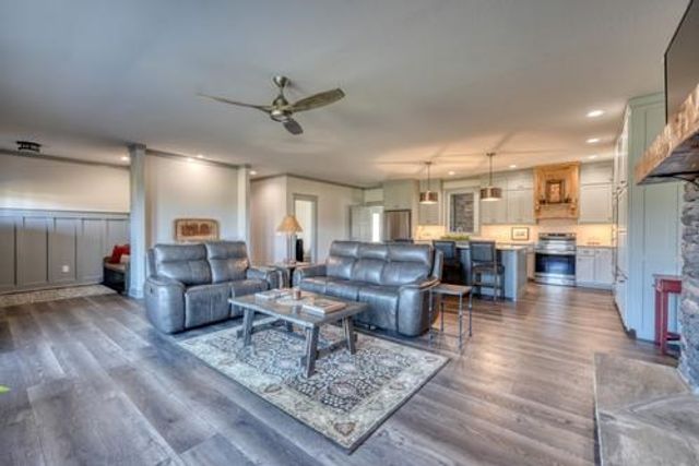 186 Rice Landing Ct., Hayesville, NC 28904