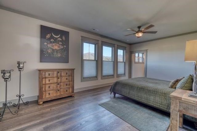 186 Rice Landing Ct., Hayesville, NC 28904