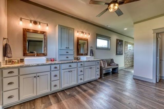 186 Rice Landing Ct., Hayesville, NC 28904
