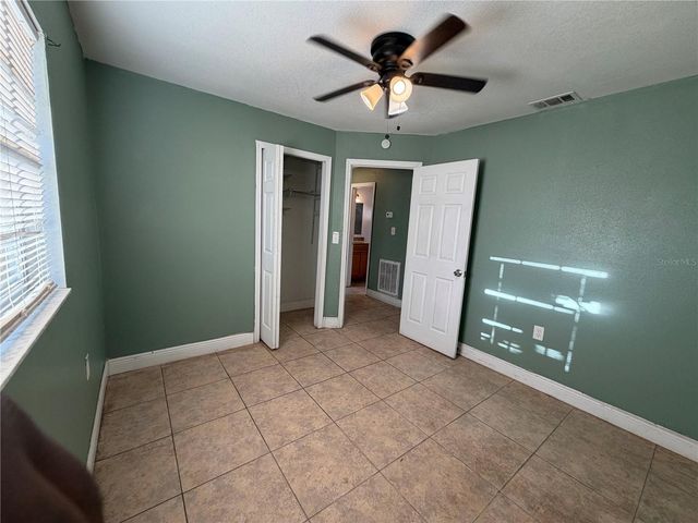 1205 AVENUE I, Haines City, FL 33844