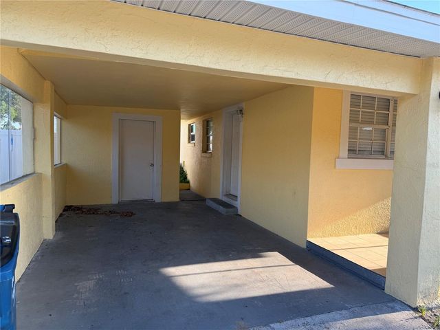 1205 AVENUE I, Haines City, FL 33844