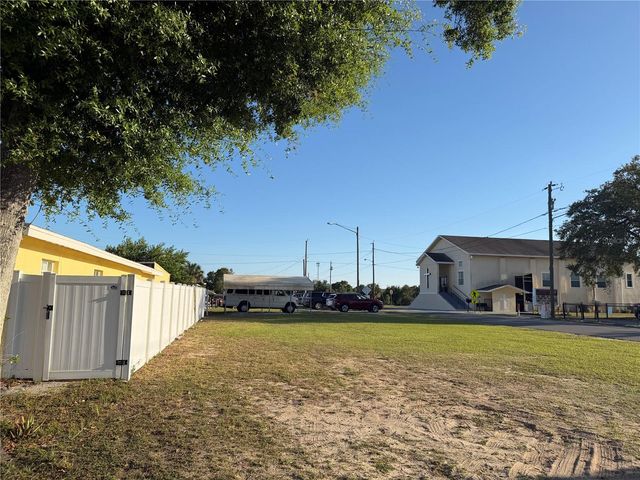 1205 AVENUE I, Haines City, FL 33844