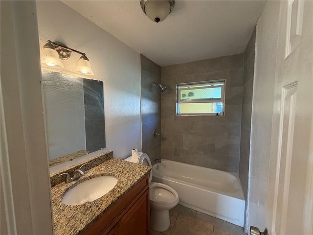 1205 AVENUE I, Haines City, FL 33844