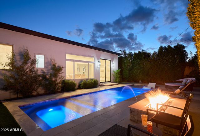 8620 E PLAZA Avenue, Scottsdale, AZ 85250