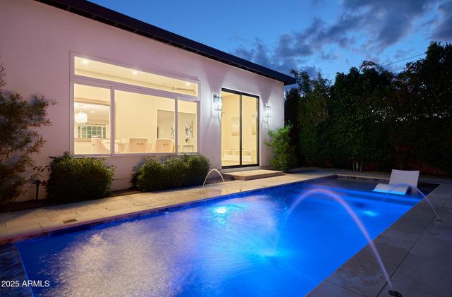 8620 E PLAZA Avenue, Scottsdale, AZ 85250