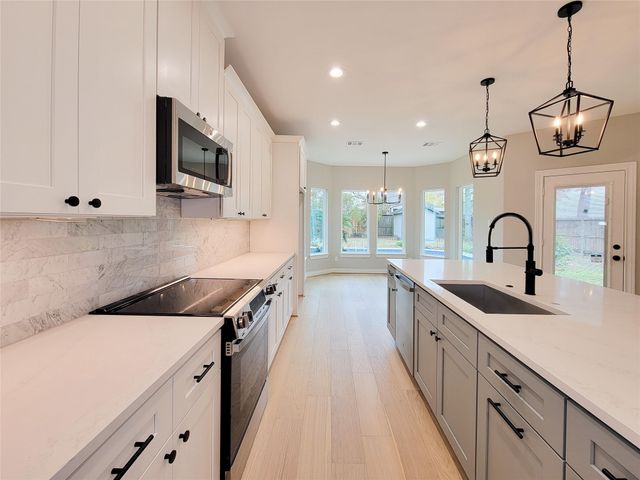 10312 Lakewood Drive, Conroe, TX 77385