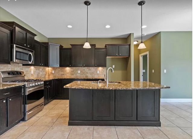 120 REEDSPORT, Columbia, MO 65203