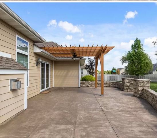 120 REEDSPORT, Columbia, MO 65203