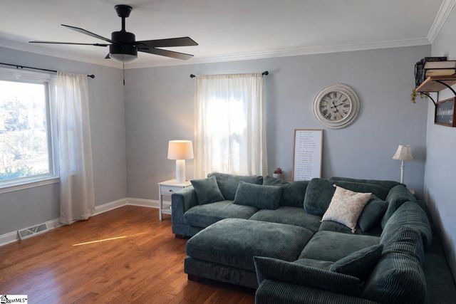 111 King James Road, Seneca, SC 29678