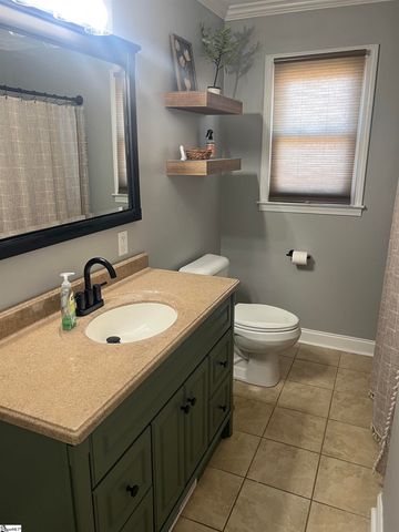 111 King James Road, Seneca, SC 29678