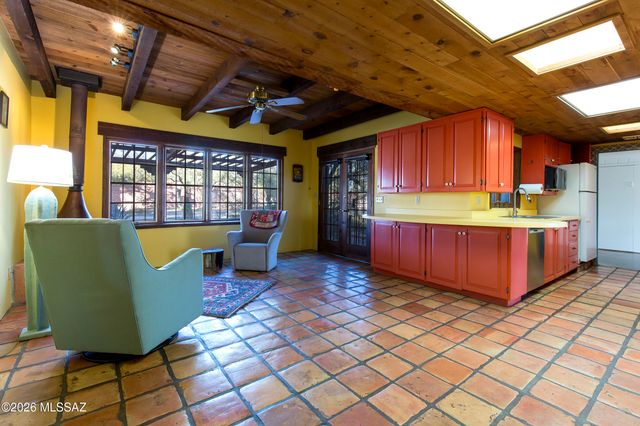 4130 E River Road, Tucson, AZ 85718