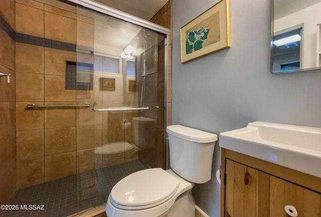 4130 E River Road, Tucson, AZ 85718