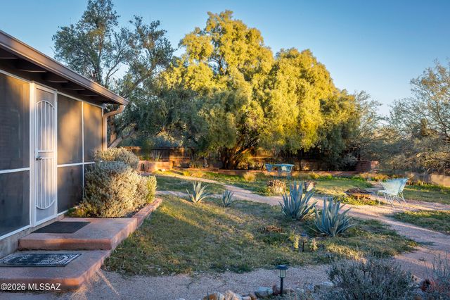 4130 E River Road, Tucson, AZ 85718