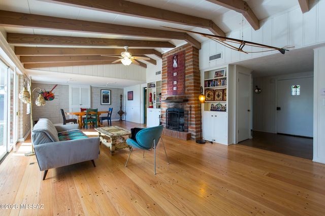 4130 E River Road, Tucson, AZ 85718