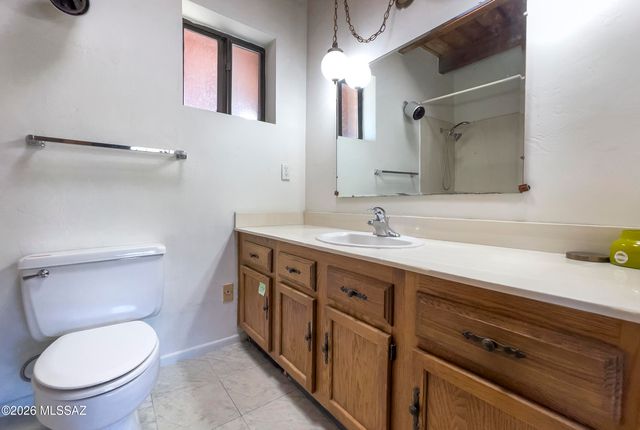 4130 E River Road, Tucson, AZ 85718