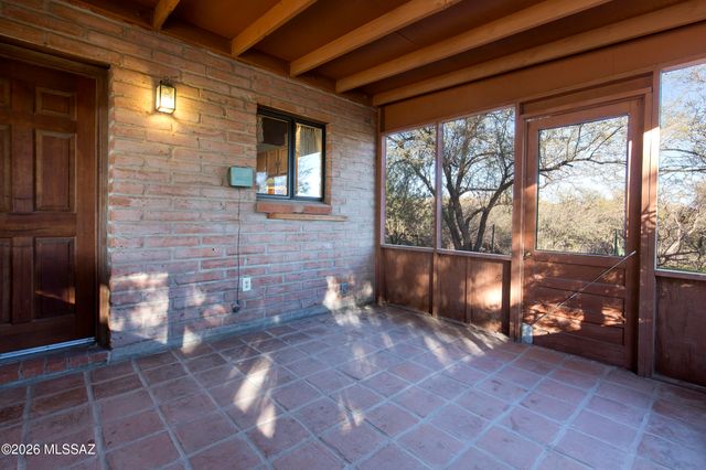 4130 E River Road, Tucson, AZ 85718