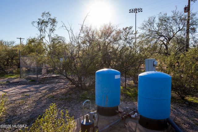 4130 E River Road, Tucson, AZ 85718