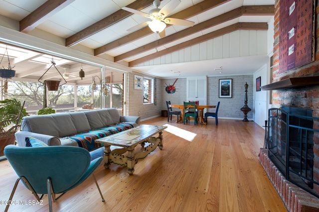 4130 E River Road, Tucson, AZ 85718