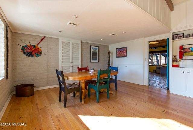 4130 E River Road, Tucson, AZ 85718