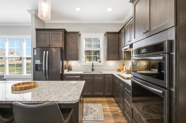 126 Black Bear Cove Road, Englewood, TN 37329